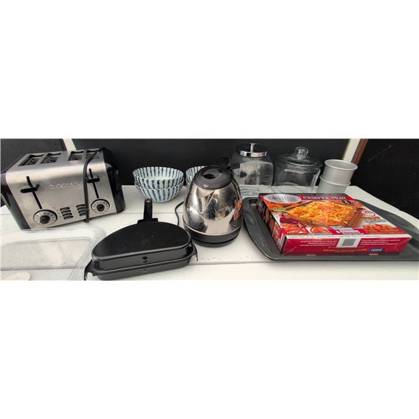 Kitchen Appliance Lot: Cuisinart Toaster, Crisper Tray, Bakeware, Etc