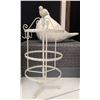 Image 5 : Lot Home Decor: Cushions, Vases, Figurines, Jewelry Stand