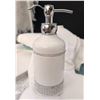 Image 10 : White Feather Lamps, Throw Blanket, Decorative Pillows, Towels, More