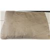 Image 5 : 6 Pillows, Yellow and Blue Throw Blankets, and Beige Quilted Coverlet