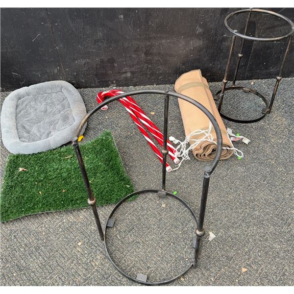 Pet and Home Accessories Group Lot