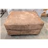 Image 1 : ONSITE: ASHLEY DARCY MOCHA OTTOMAN