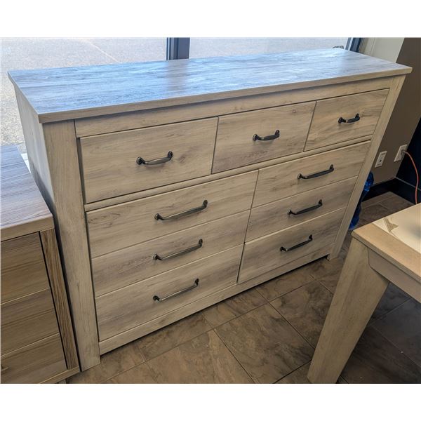 ONSITE: ASHLEY WHITE BELLABY 7 DRAWER DRESSER