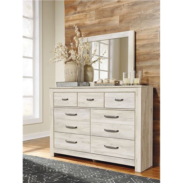 ONSITE: ASHLEY WHITE BELLABY 7 DRAWER DRESSER W/