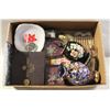 Image 1 : LOT OF VINTAGE ITEMS