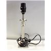 Image 1 : COMPACT STYLE TABLE LAMP
