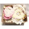 Image 1 : VINTAGE LACE & MORE