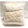 Image 1 : 3 LARGE VINTAGE LACE TABLE CLOTHS