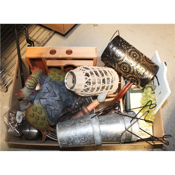 ESTATE COLLECTION OF VARIOUS DECOR ITEMS