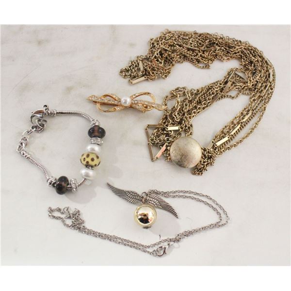 ESTATE JEWELRY IN BOX ALL TOGETHER
