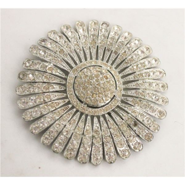 XL OLD VINTAGE BROOCH IN HBC BOX
