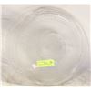 Image 1 : VINTAGE CLEAR PRESSED GLASS CAKE