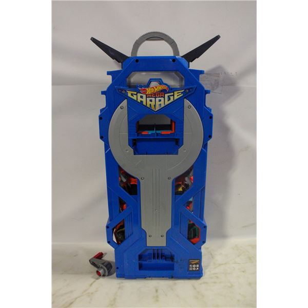 HOT WHEELS MEGA GARAGE SET WITH CARS
