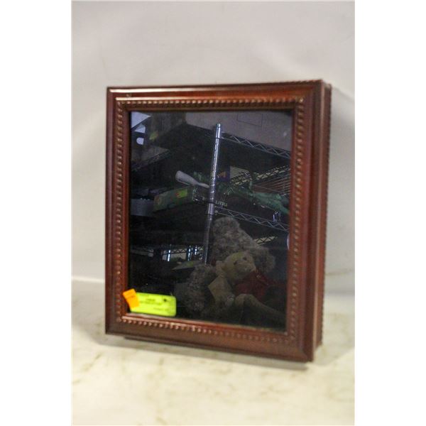 JEWELLERY DISPLAY CASE