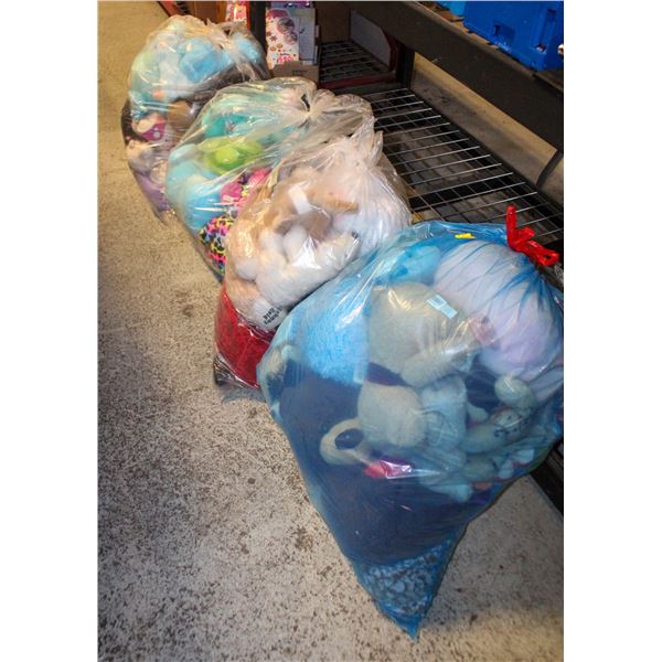 4 BAGS OF STUFF ANIMALS