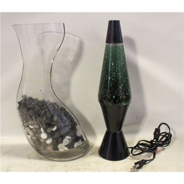 LAVA LAMP WITH CENTERPIECE VASE
