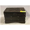Image 1 : WOODEN TRINKET BOX