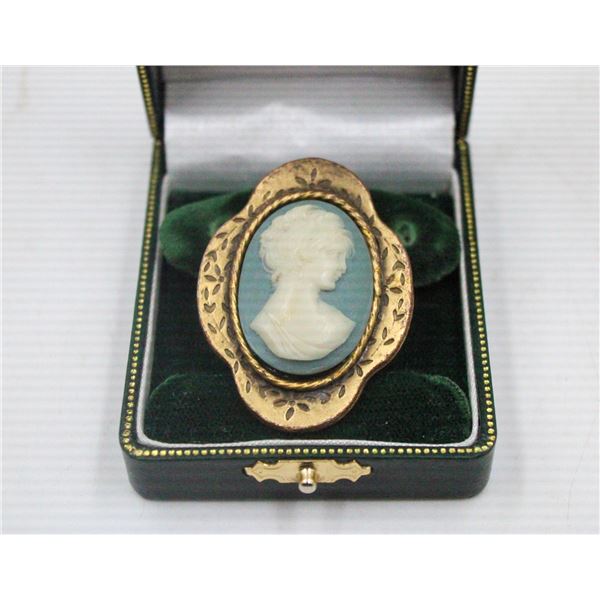 VINTAGE CAMEO BROOCH