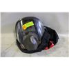 Image 1 : MED. 3M HULL FACE MASK RESPIRATOR