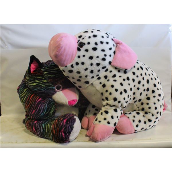 2 GIANT STUFF TOYS