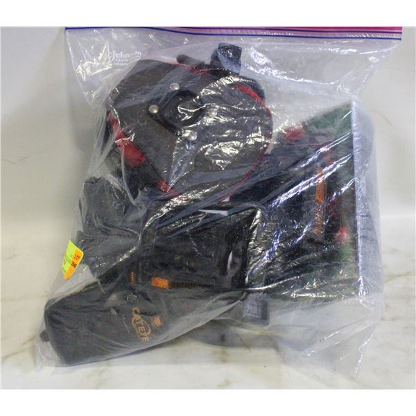 LOT OF MISCELLANEOUS BICYCLE EQUIPMENT