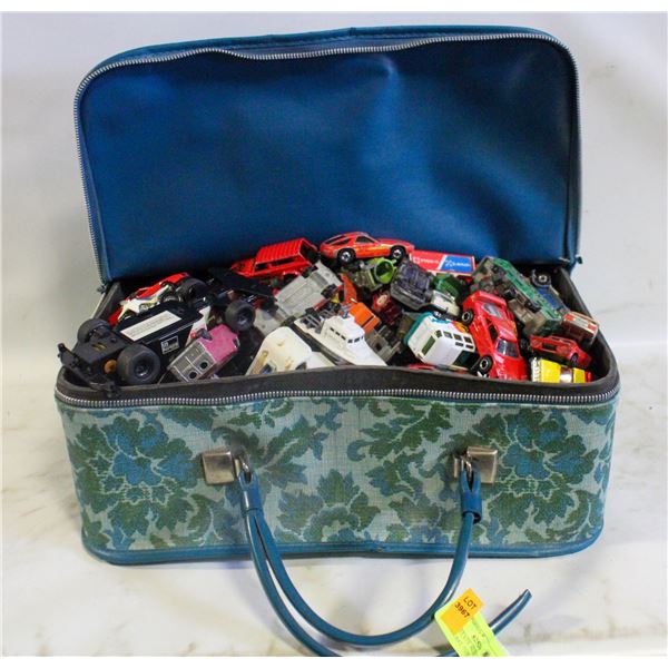 RETRO ESTATE SUITCASE /W 240 OLD DIECAST TOYS