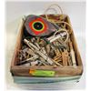 Image 1 : OLD WOOD CRATE FILLED WITH WOODEN CLOTHES PINS &