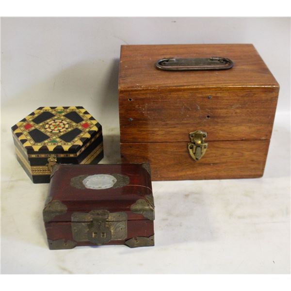 VINTAGE HAND MADE WOODEN BOXES