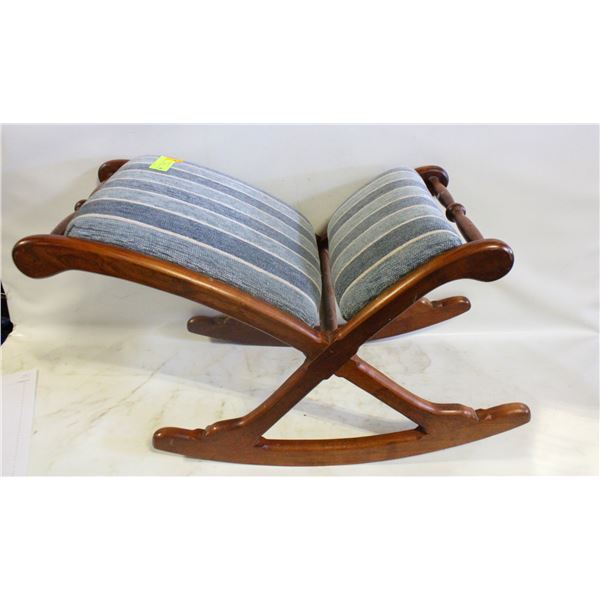 ANTIQUE GOUT ROCKING FOOTREST