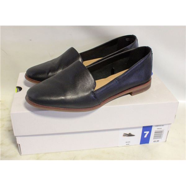 ALDO WOMENS LEATHER FLATS BLACK SIZE 7