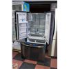 Image 2 : S&D FRIGIDAIRE GALLERY 36" 27.8CU FT FRENCH DOOR
