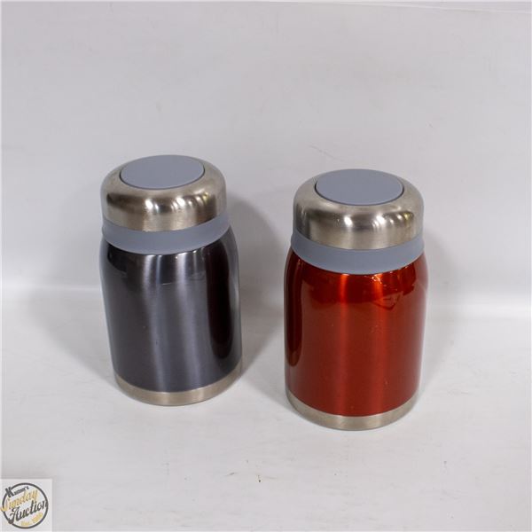 BOX WITH 2 THERMOSES - RED AND GREY