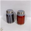 Image 1 : BOX WITH 2 THERMOSES - RED AND GREY