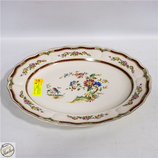 VINTAGE MARLBOROUGH ROYAL PETAL SERVING