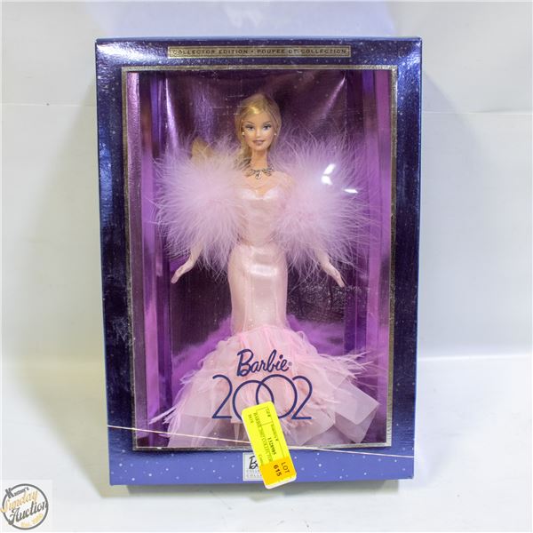 BARBIE 2002 COLLECTOR DOLL IN BOX