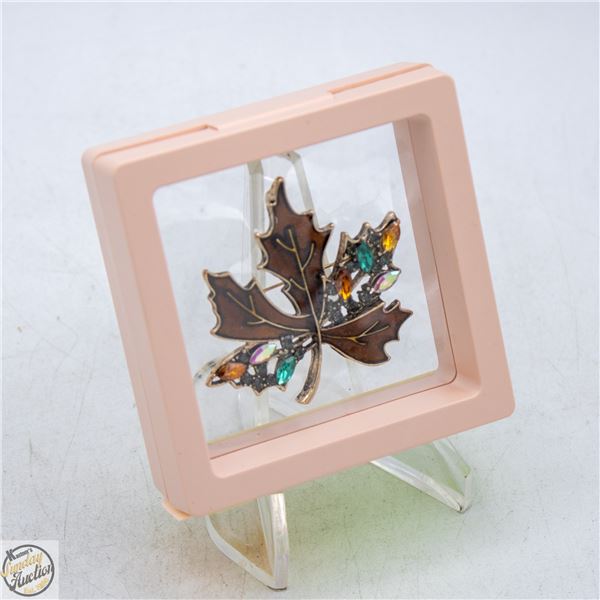 NEW MAPLE LEAF BROOCH WITH IRIDESCENT