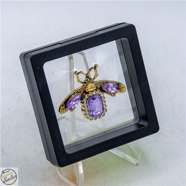 NEW VINTAGE INSPIRED BEE BROOCH LILAC