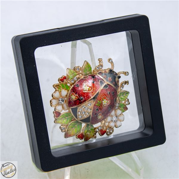 NEW LADY BUG BROOCH ON LEAVES WITH