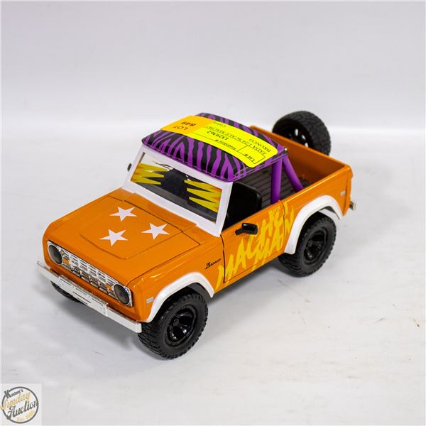 JADA 1/24 SCALE MACHO MAN FORD BRONCO