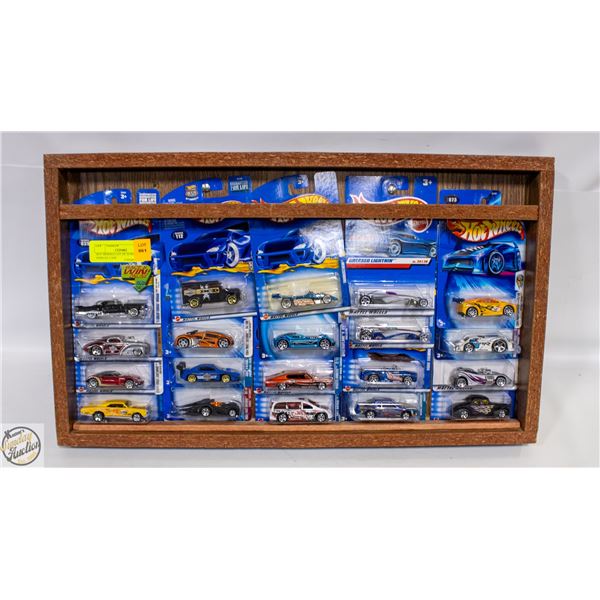 HOT WHEELS LOT OF 20 WITH DISPLAY CASE