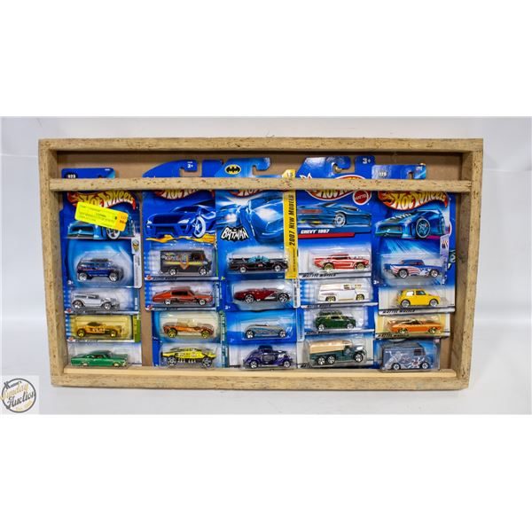 HOT WHEELS LOT OF 20 WITH DISPLAY CASE