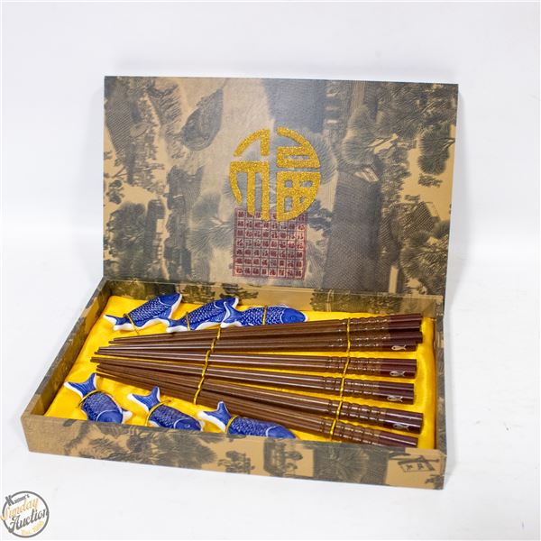 SET OF 6 CHOPSTICKS & FISH COASTERS