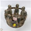 Image 1 : LARGE VINTAGE HANDMADE CIRCLE OF FRIENDS