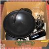 Image 1 : BOX WITH RIVAL ELECTRIC WOK, BLACK & DECKER