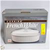 Image 1 : NEW CORNINGWARE FRENCH WHITE 2.8L COVERED