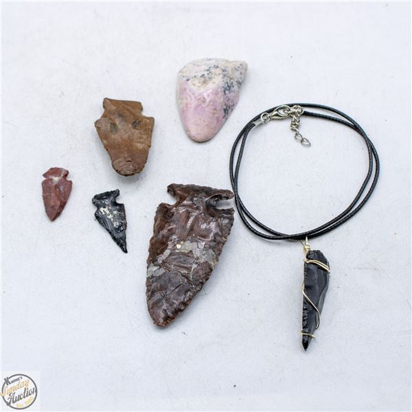 ESTATE COLLECTION OF ARROWHEADS WITH 1 MADE INTO