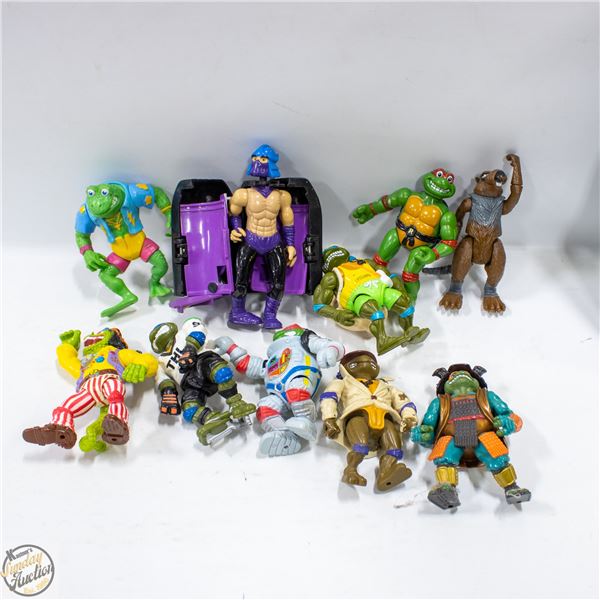 ASSORTED VINTAGE NINJA TURTLE FIGURES