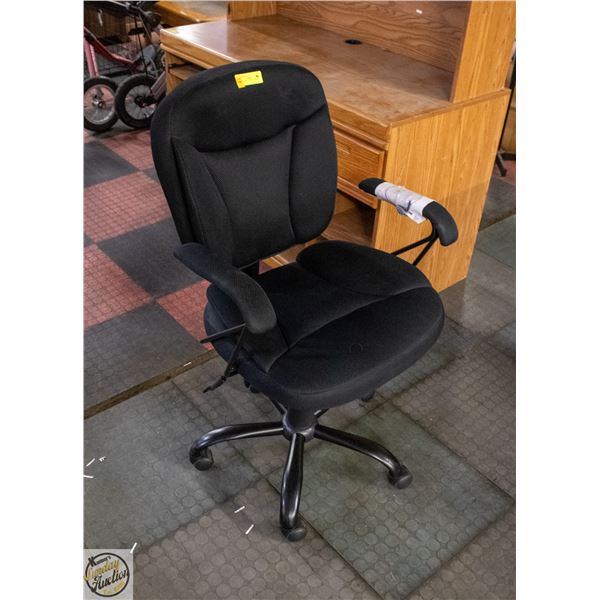 STAPLES OFFICE CHAIR- MODEL 17648- 40" X 24"