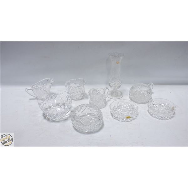 LOT OF VARIOUS VINTAGE CRYSTAL