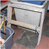 Image 1 : ALUMINUM STEP LADDER/SAW HORSE